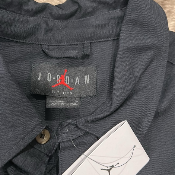 Jordan Heavyweight Button-Down Shirt - Picture 13 of 15